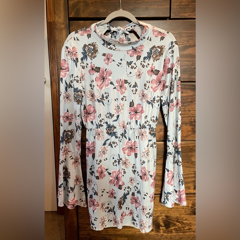 Flower dress/ baby blue, mauve flowers